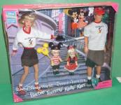 Mattel - Barbie - Walt Disney World Resort Vacation with Barbie, Tommy, Kelly & Ken - кукла